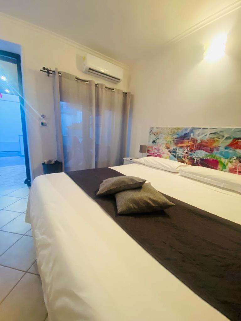 Airport Hotel 2*